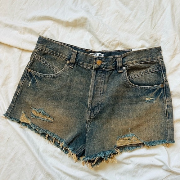 Free people now or never denim shorts size 27 28 - Picture 1 of 1